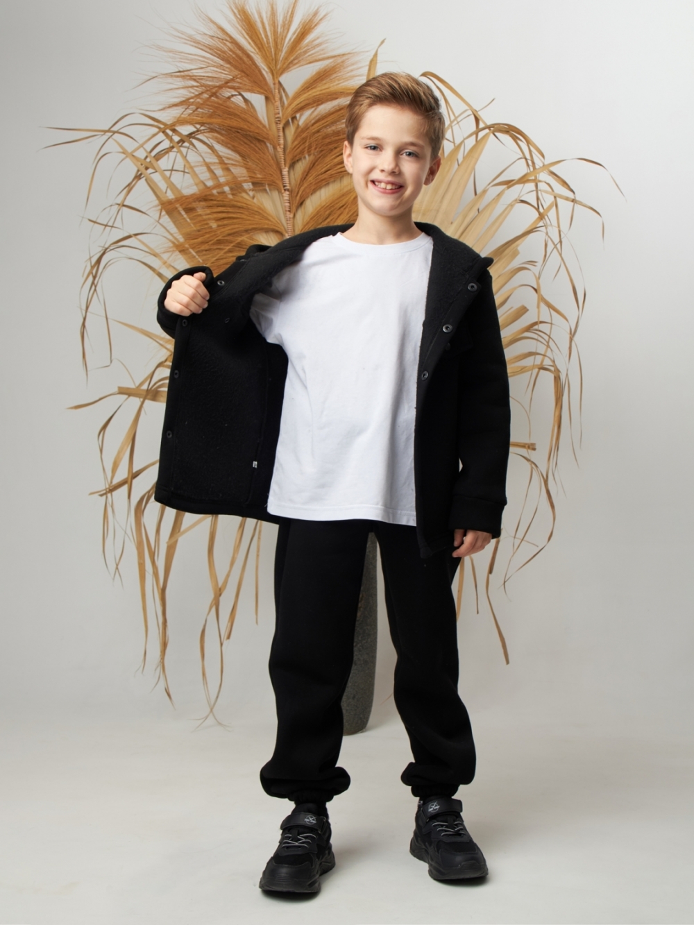 333. Костюм детский (Брюки+Толстовка) на кнопках, черный, хлопок 65%, 35% ПЭ, 3-х нитка с  начесом 122,128,134,140