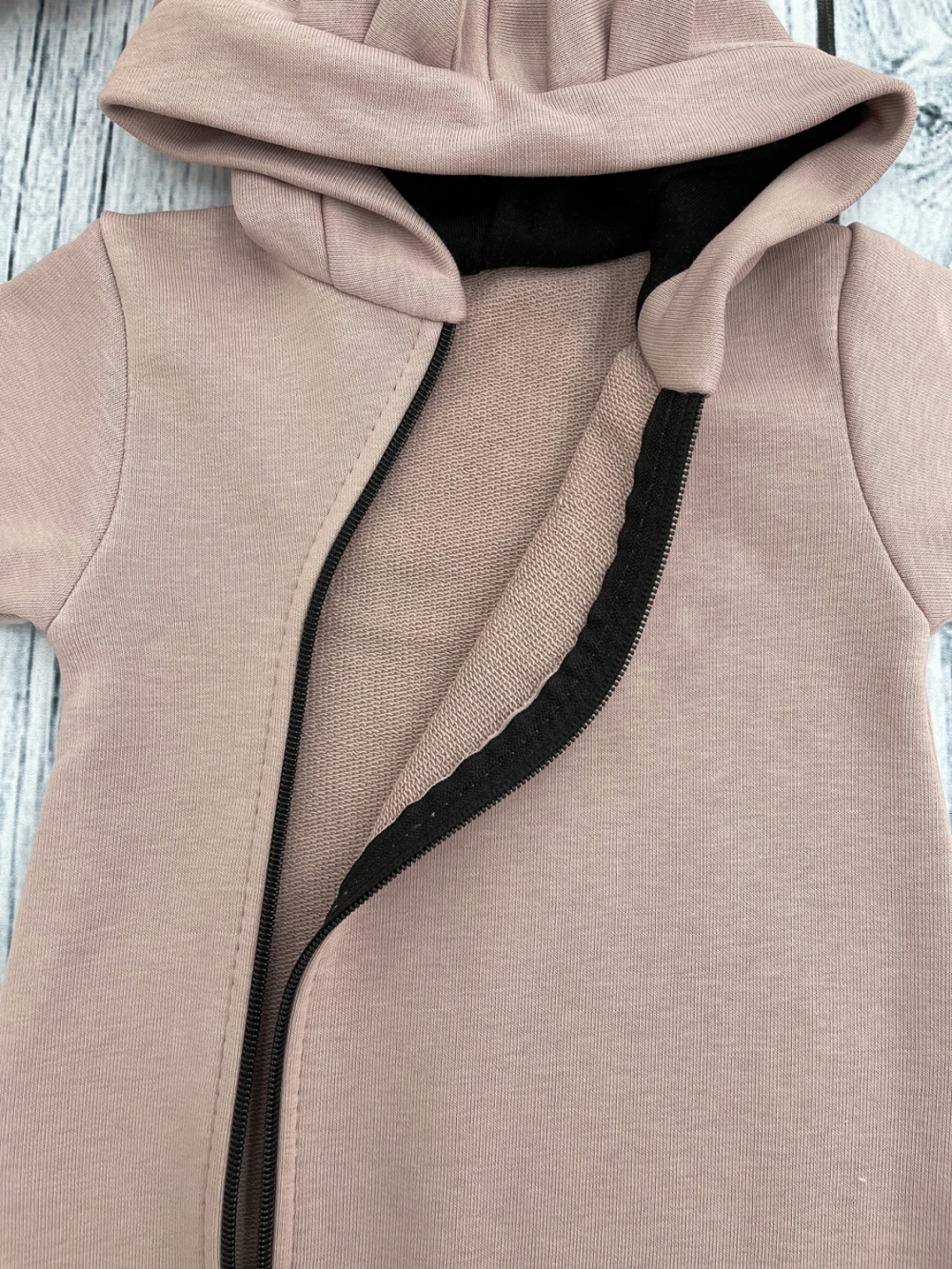 315-ПУ. Комбинезон с капюшоном, хлопок 65%, 35% ПЭ, 3-х нитка без начеса + интерлок 62,68,74,80